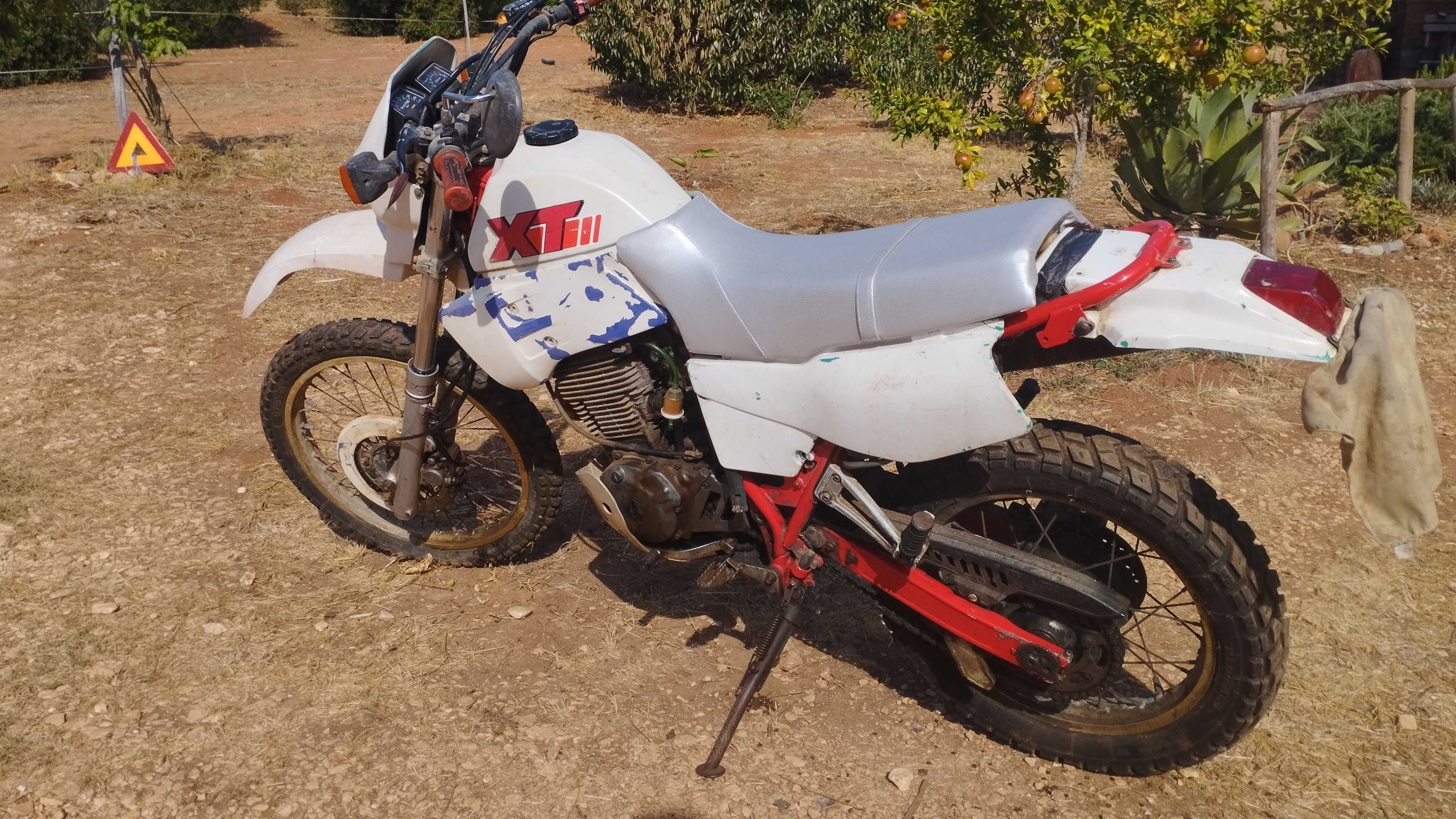 Yamaha 600 XT 2kf ano 93 mota francesa