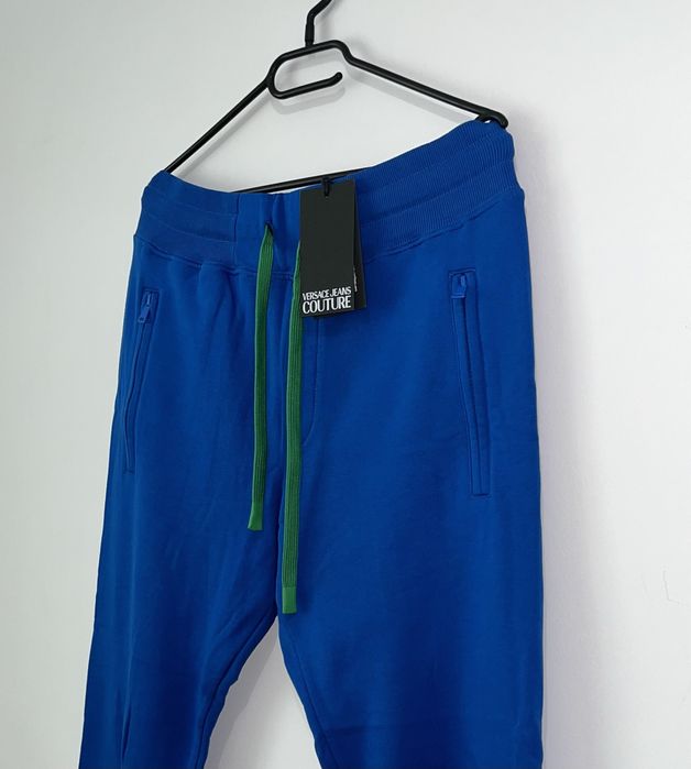 Spodnie Versace sportowe . Rozm M . Original