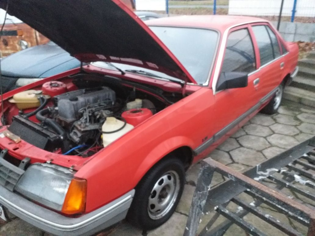Opel Rekord 1985 23D kompletna dokumentacja zarejestrowany 5300zł