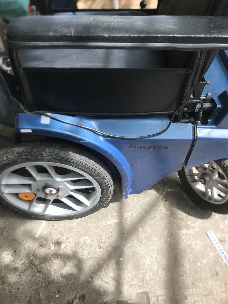 Инвалидная каляска с электроприводом