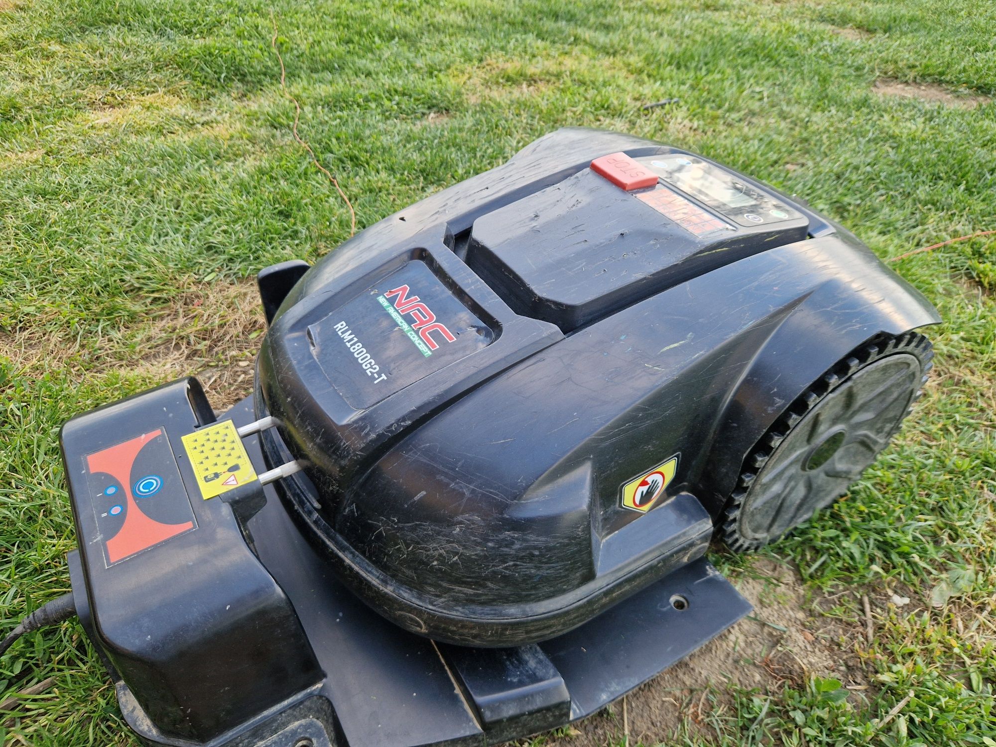 Robot koszący Nac RLM1800G2-T