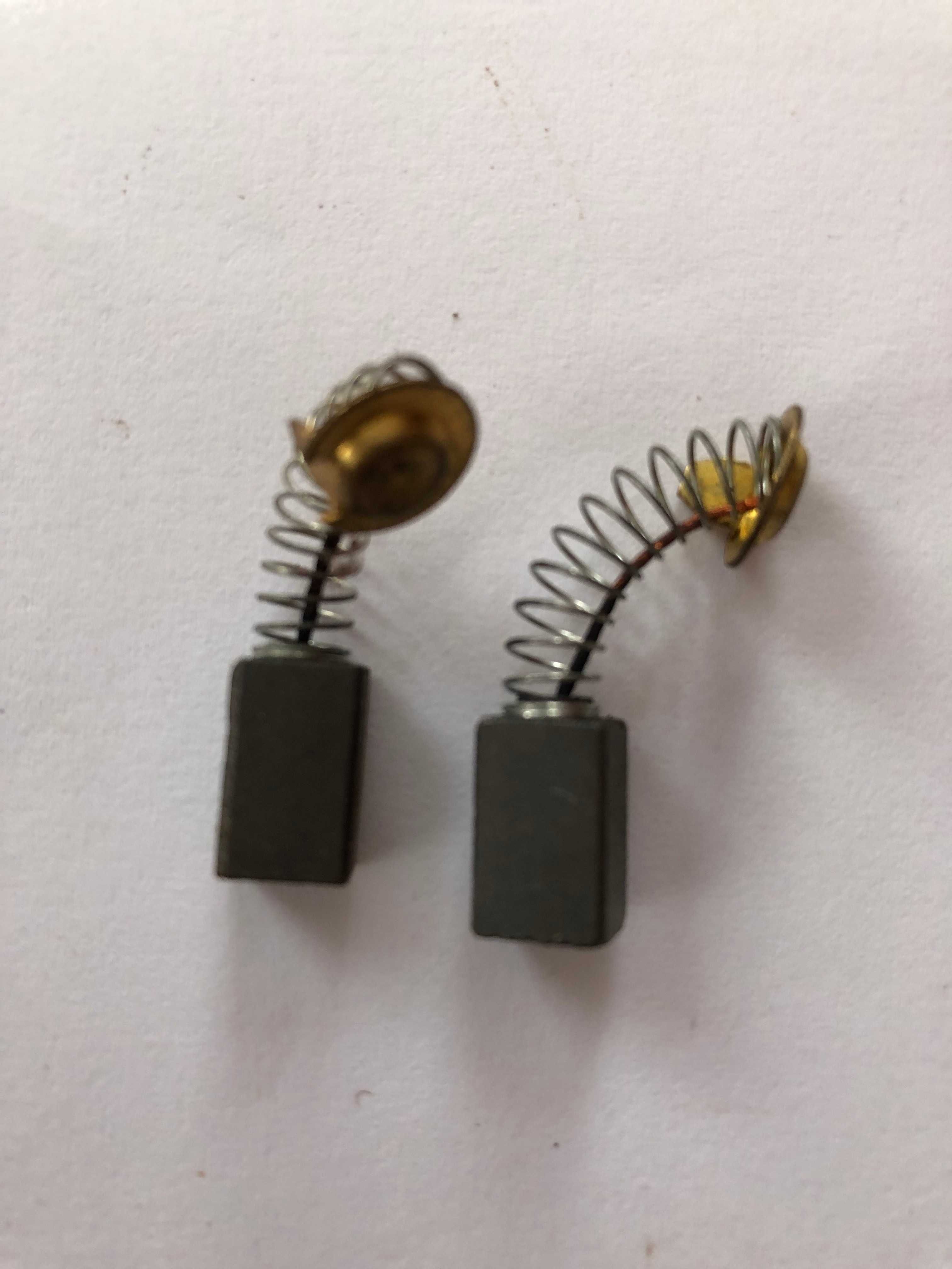 Szczotki 6,35x7,5x12 mm. do silników odkurzaczy, elektronarzędzi