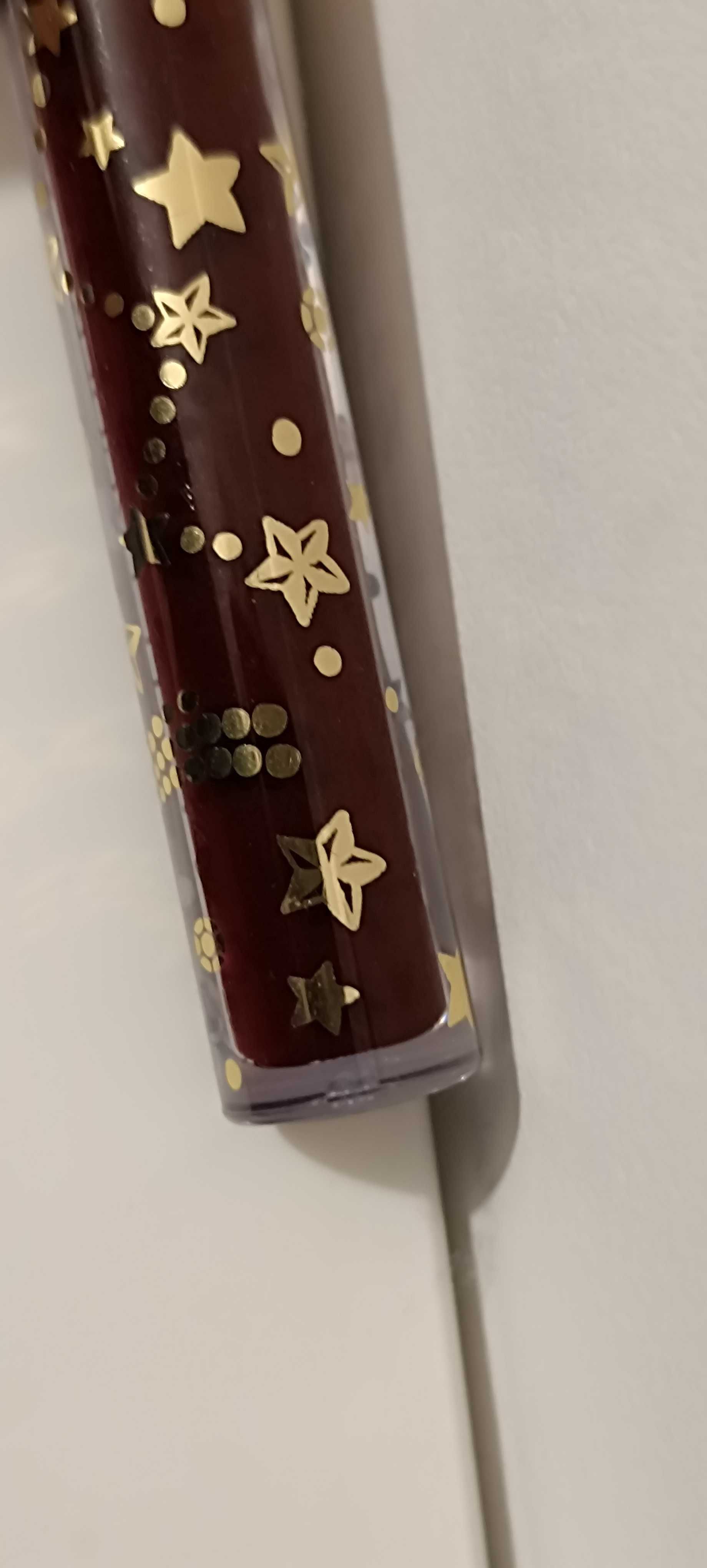 Estee lauder błyszczyk do ust