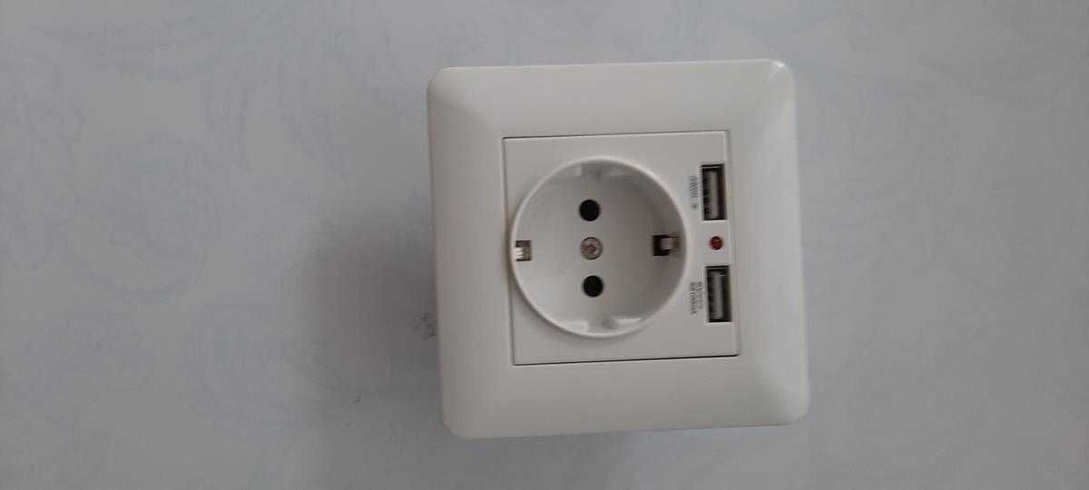gniazdko elektryczne z usb
