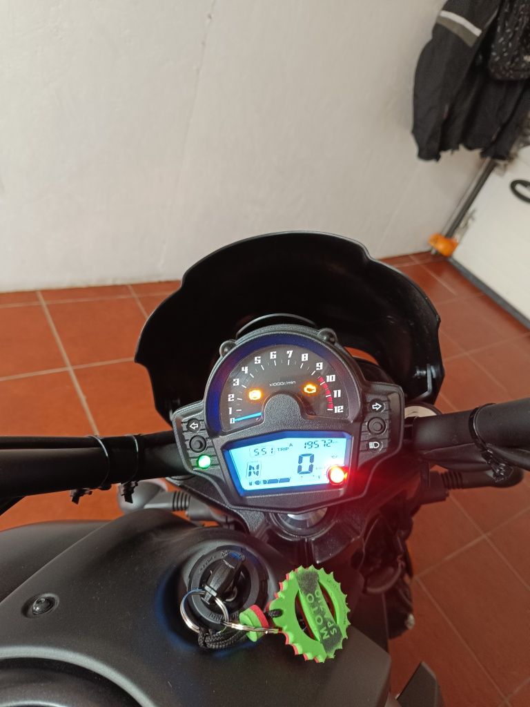 Vendo moto Kawasaki Vulcan S