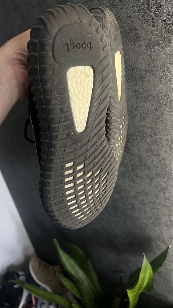 Кросівки Adidas Yeezy boost 350 41.5 (26.5см) оригінал