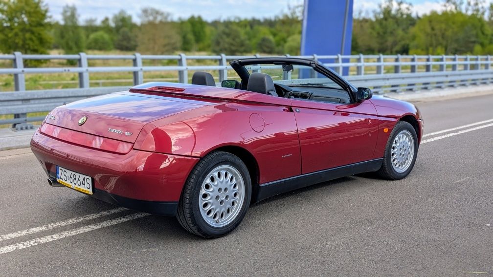 Alfa Romeo spider 916 ph1 hardtop
