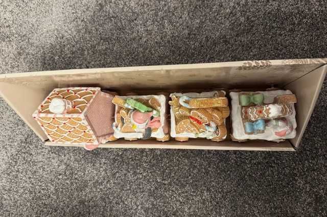 Dekoracyjny pociąg świąteczny, piernikowy, ceramiczny 41cm Nowy