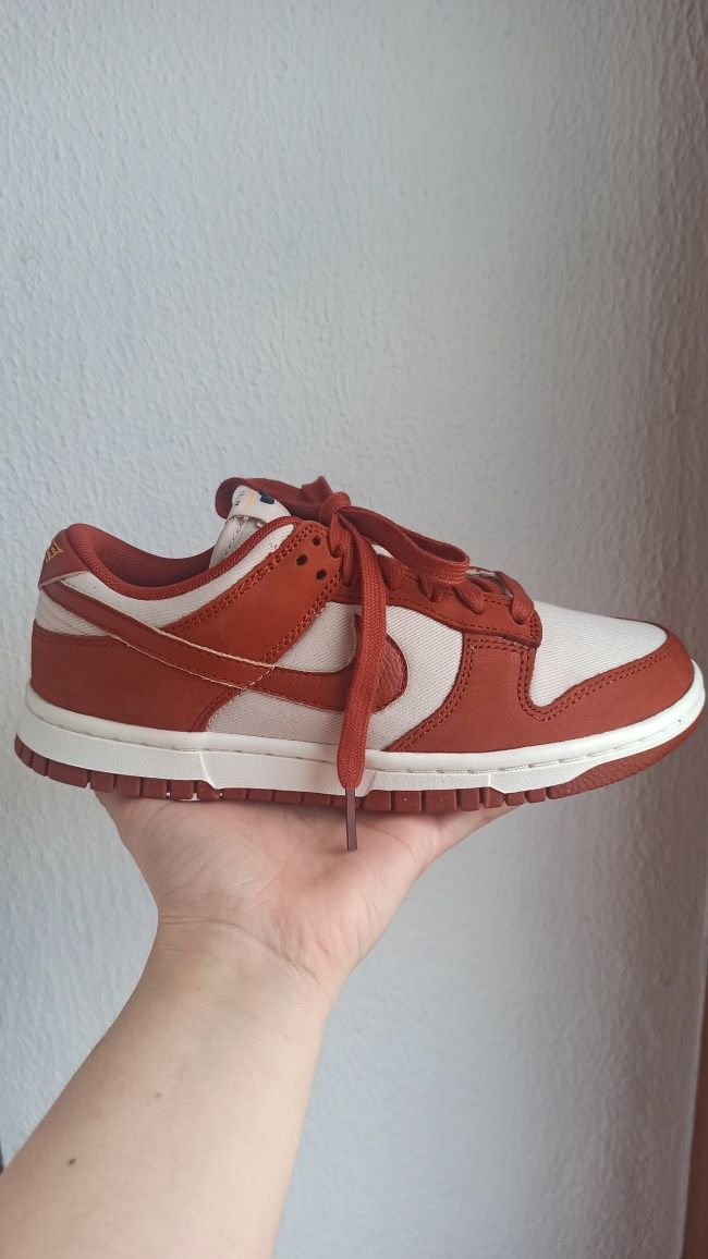 Nike Dunk Low Rugged Orange