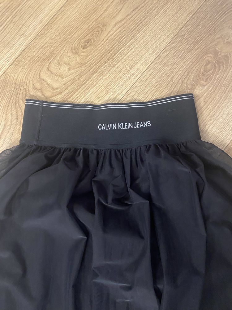 Spódnica z tiulem Calvin Klein XS