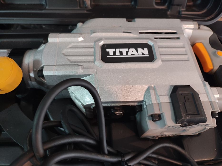 Відбійний молоток TITAN з Англії