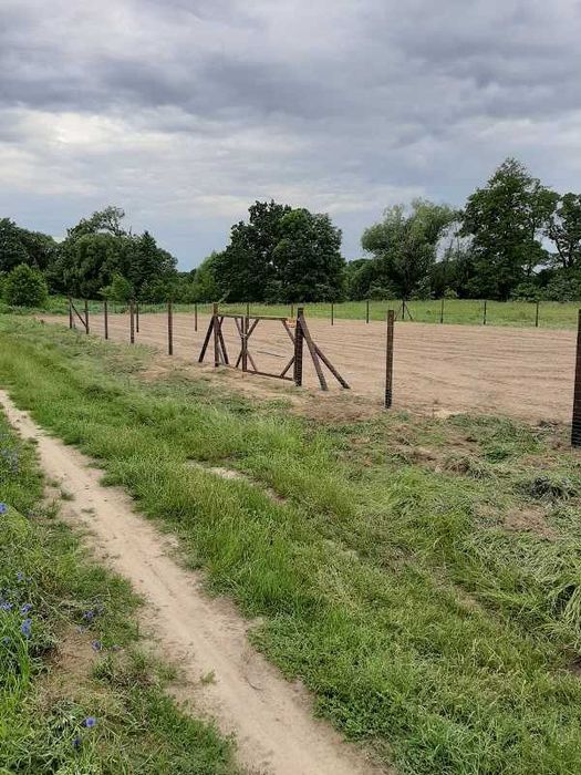 Ogrodzenie z siatki leśnej-brama-furtka