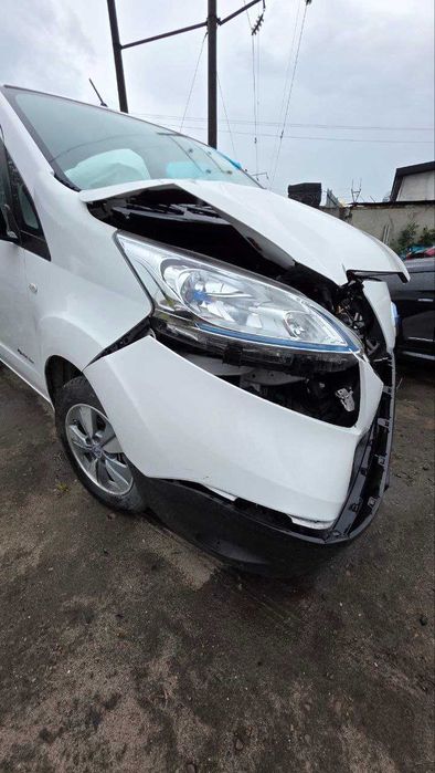 Продам Nissan E-NV 200 після ДТП