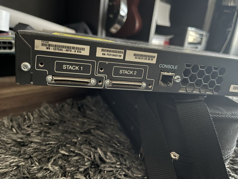 2x Switch Cisco - Catalyst C2960 + C3750 (48 portów)
