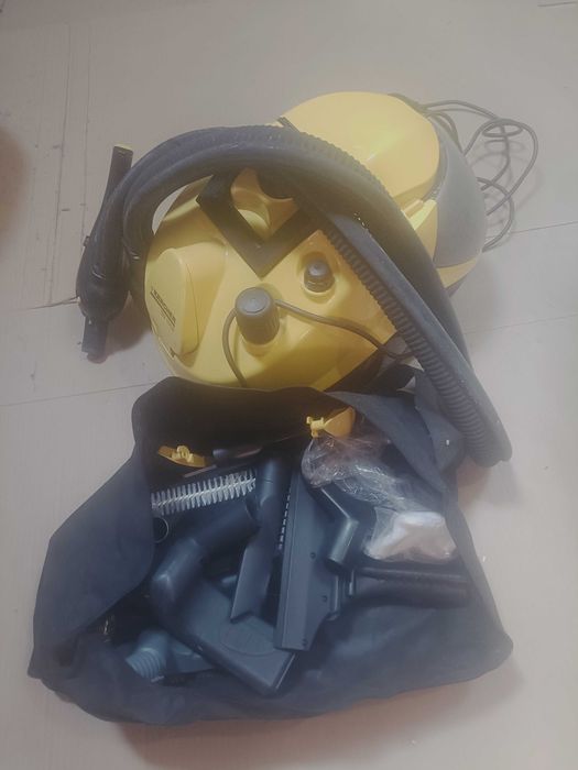 Karcher SV 1802 + akcesoria – odkurzacz parowy 2w1, stan bardzo dobry