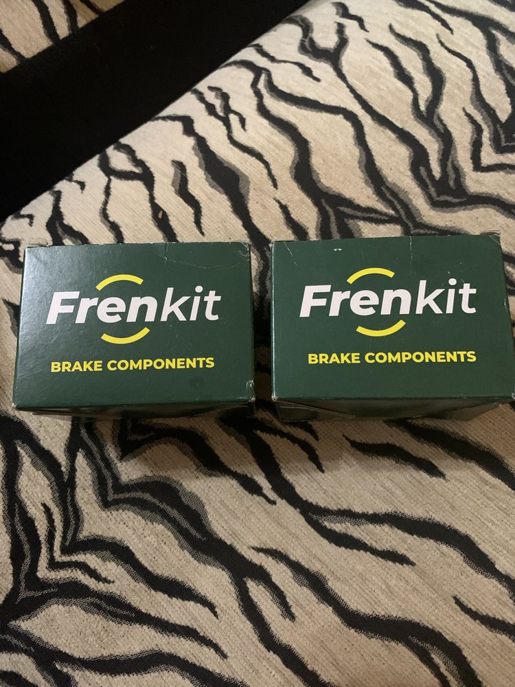Ремкомплект Frenkit суппортов задних.