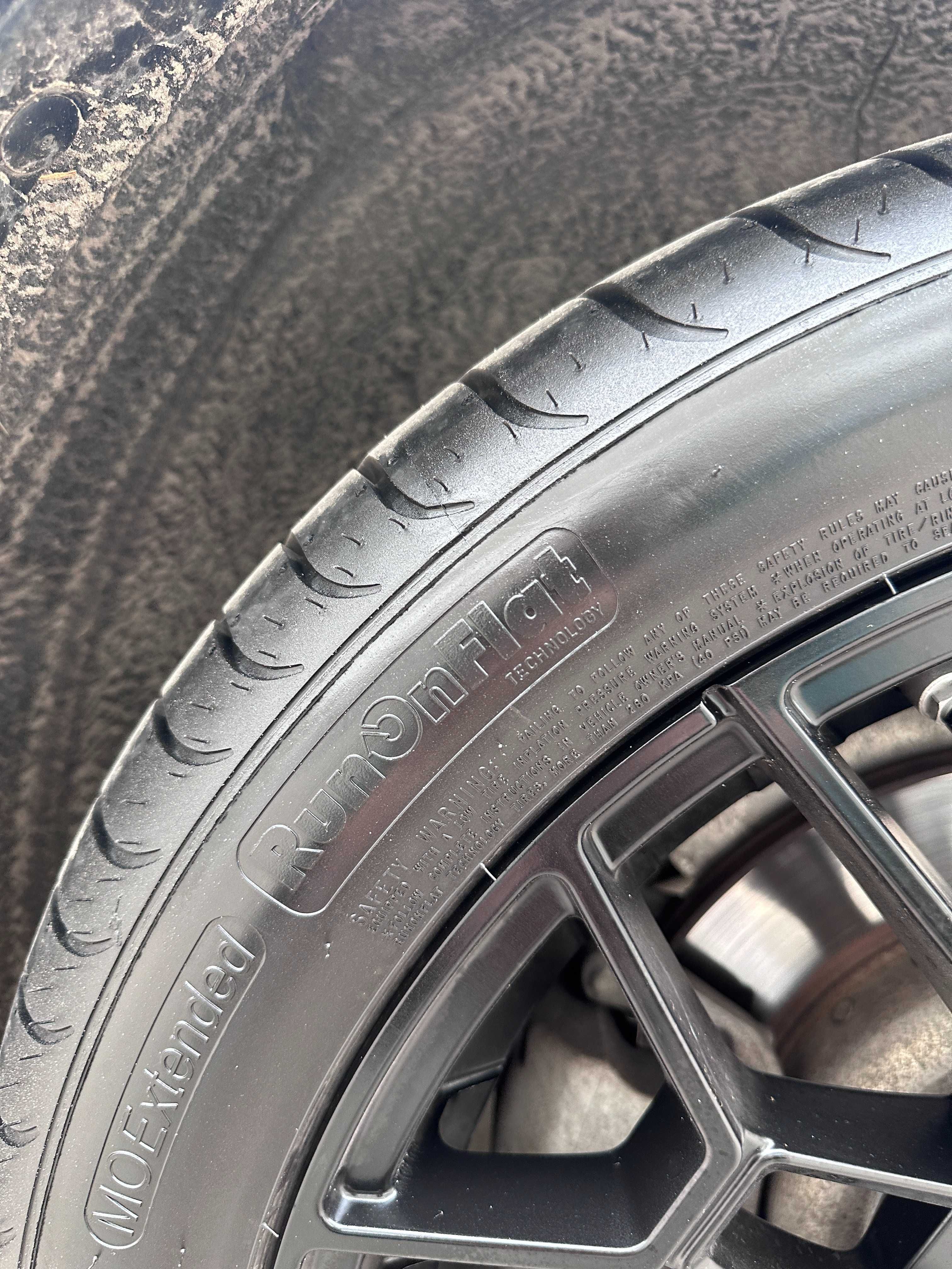 Шини літні 2023 рік Goodyear EfficientGrip 275/40 R19 Run Flat