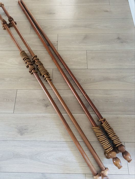 Karnisz drewniany 360 cm w kolorze brązowym