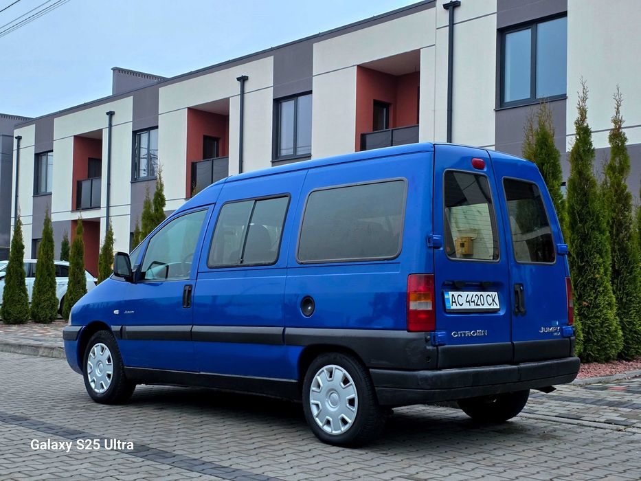 Оригінальний пасажир Citroen Jumpy 2005року 2.0д в рідній фарбі