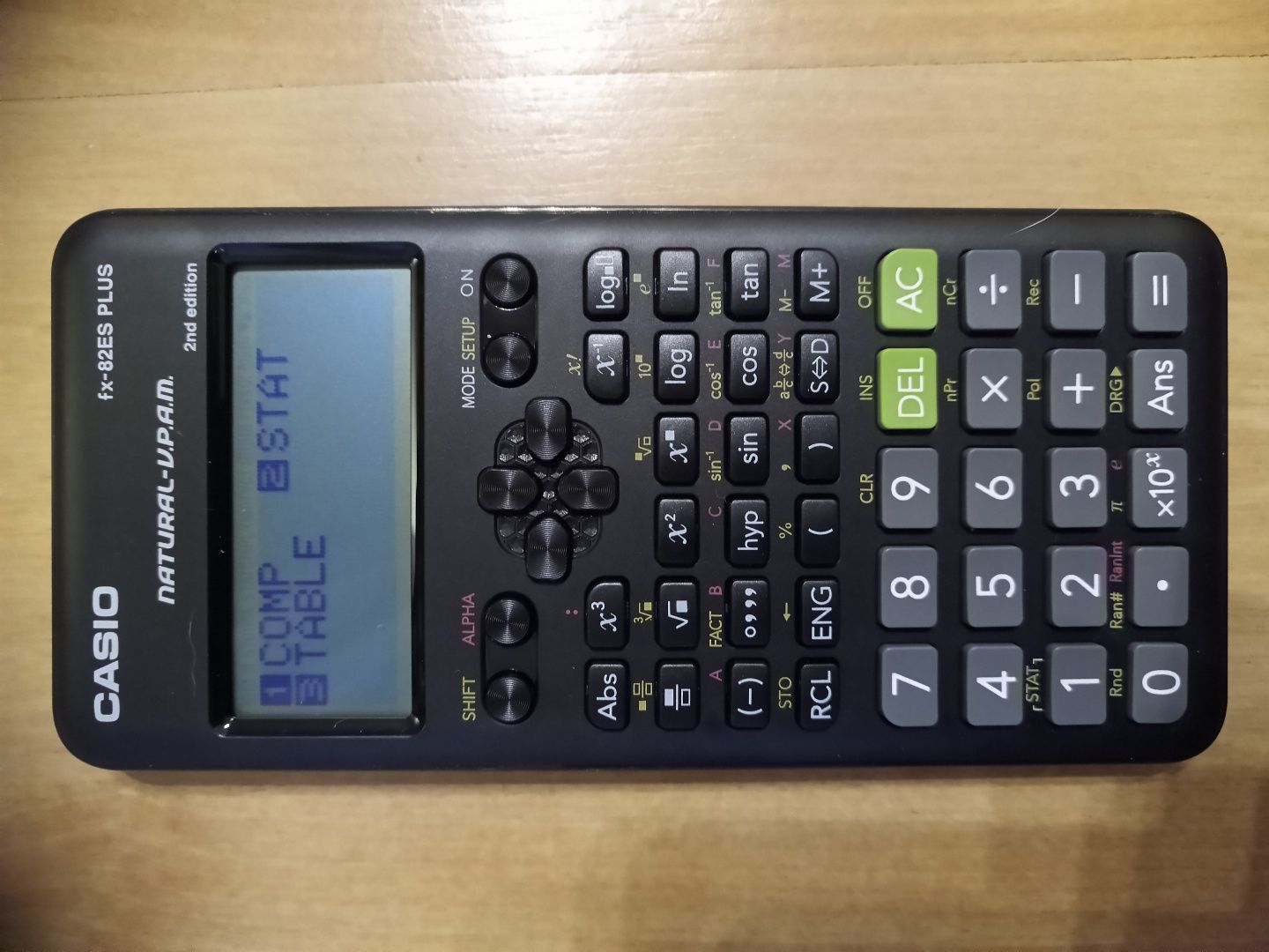 Kalkulator naukowy Casio fx-82es PLUS 2nd edition