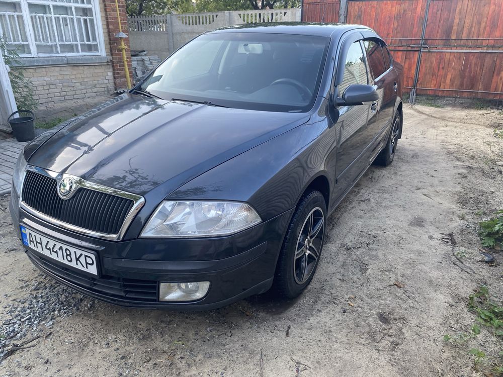 Продам шкоду октавию 1.6 бензин