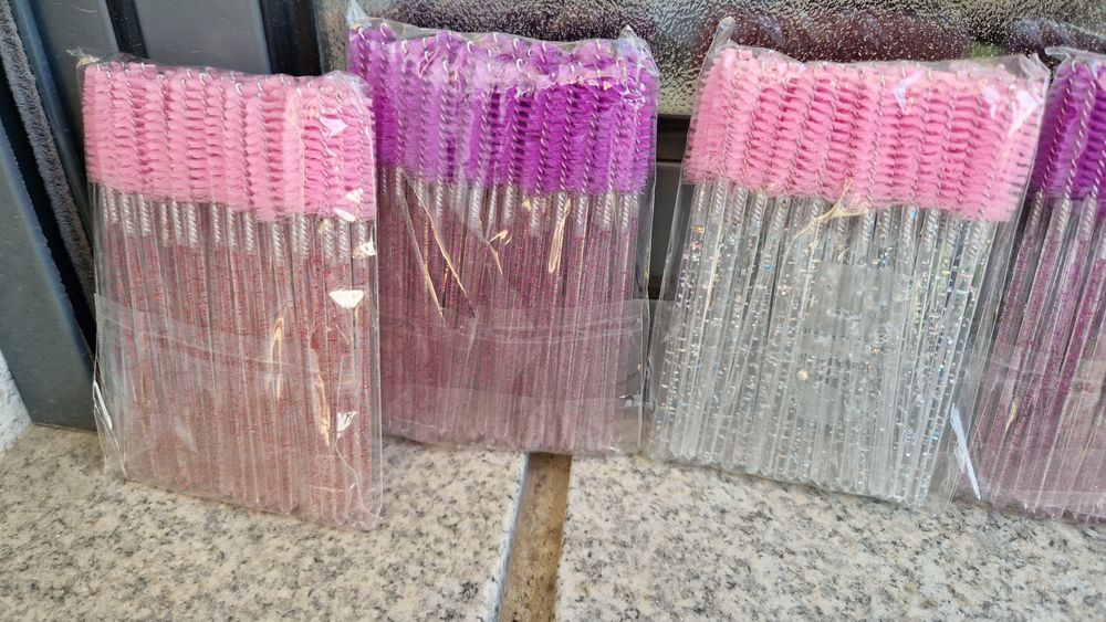 Pack 50 escovas descartáveis para maquilhagem das pestanas
