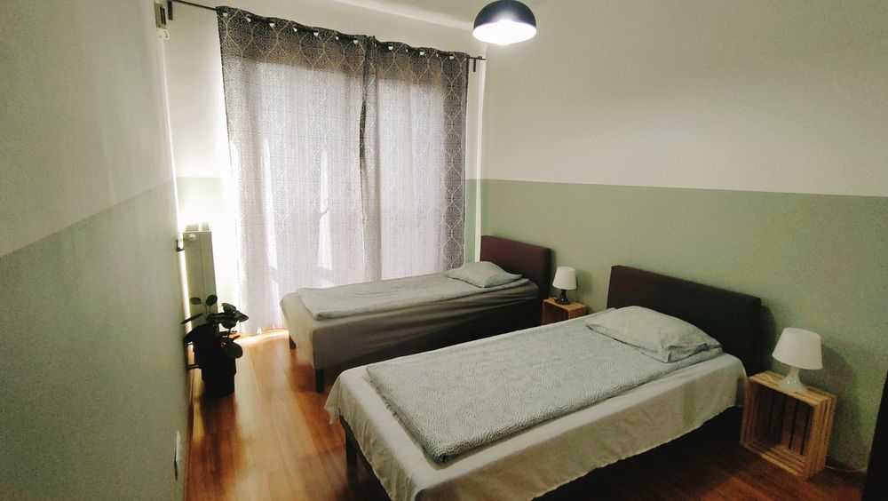 Apartament Żoliborz na dobę 3 pokoje wysoki standard parking gratis