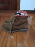 Botas castanhas veludo