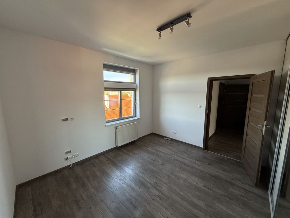 Sprzedam przestronne mieszkanie 3-pokojowe – 99 m², centrum miasta