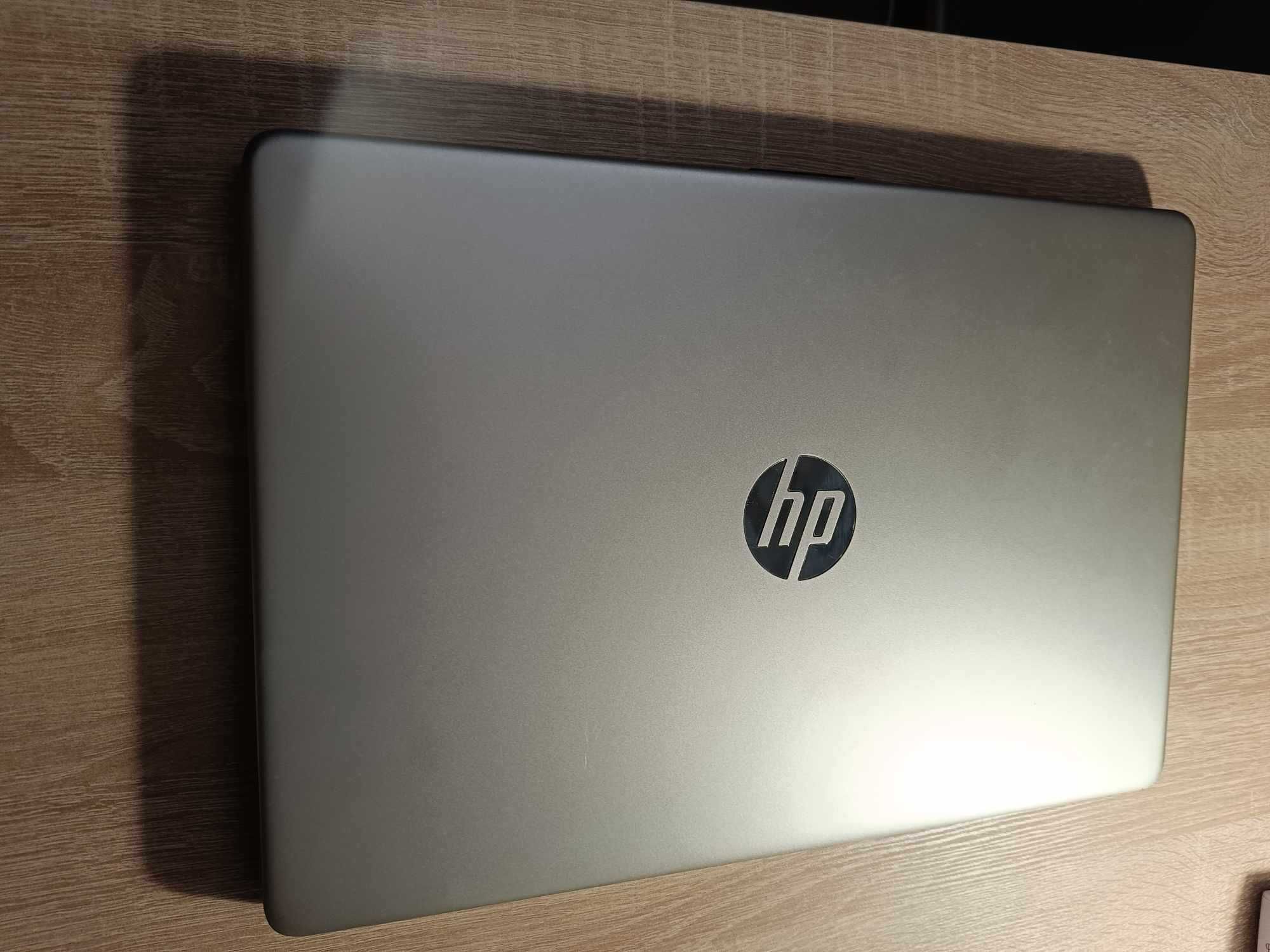 Laptop HP 15s-fq2010nw