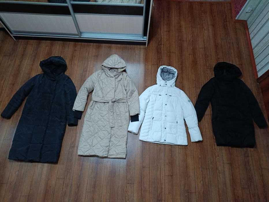 Зимові куртки пальто на 44-46 роз БУ