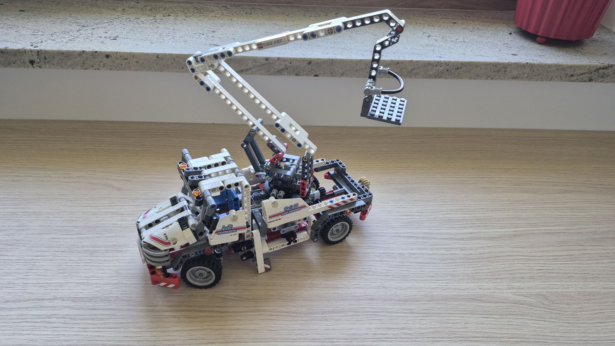 Lego technic 8071 podnośnik