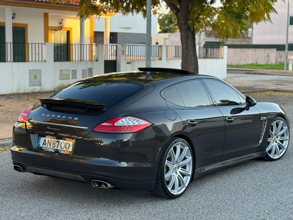 Porsche Panamera 3.0 platinum edition