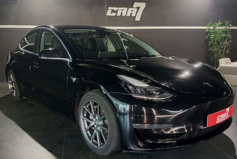 Tesla Model 3 Long-Range Dual Motor AWD