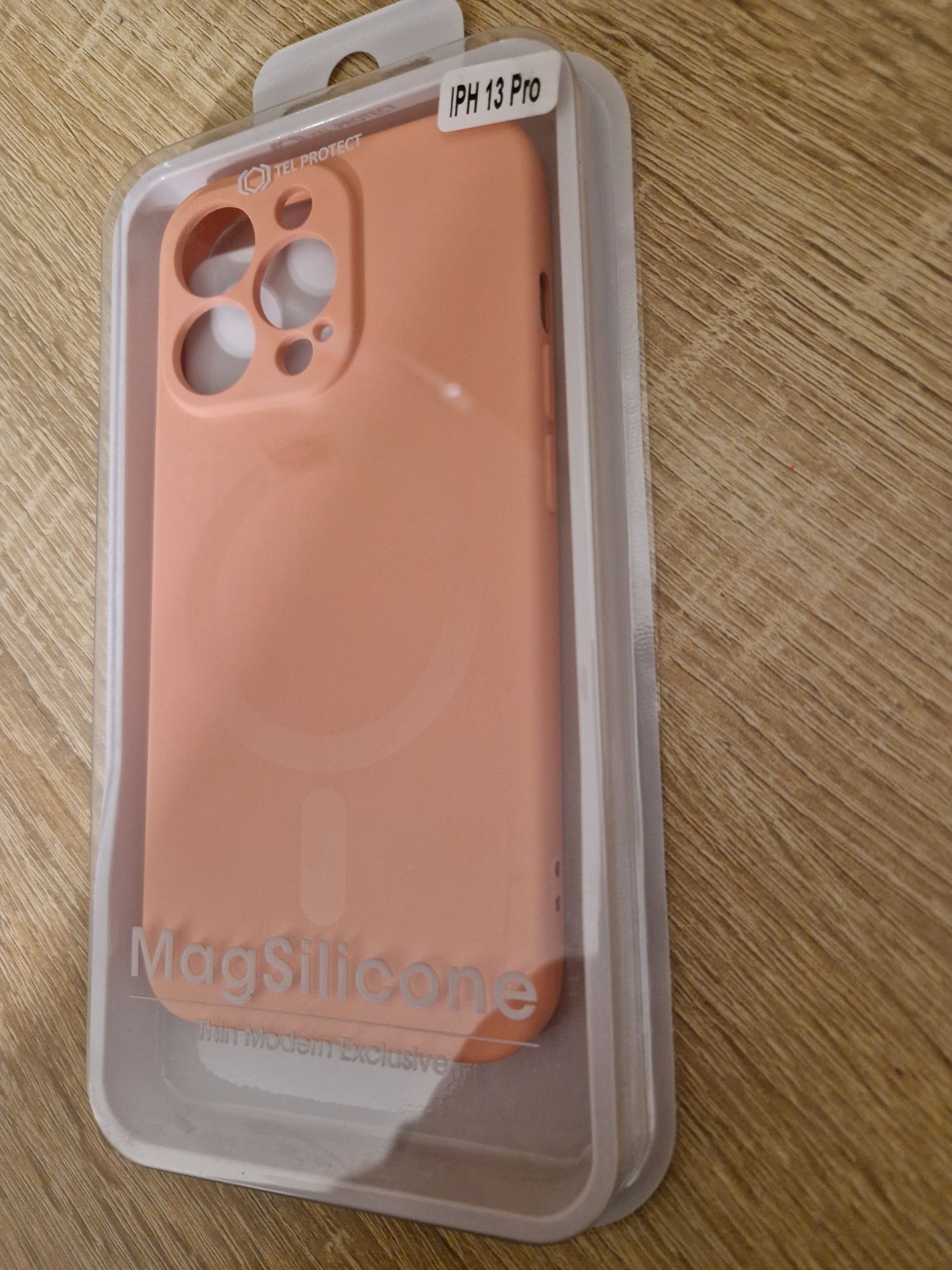 Etui TEL PROTECT MagSilicone Case do Iphone 13 Pro Jasnoróżowy