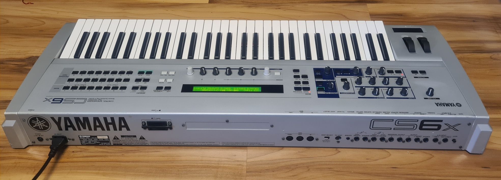 YAMAHA CS6X - Super synth!