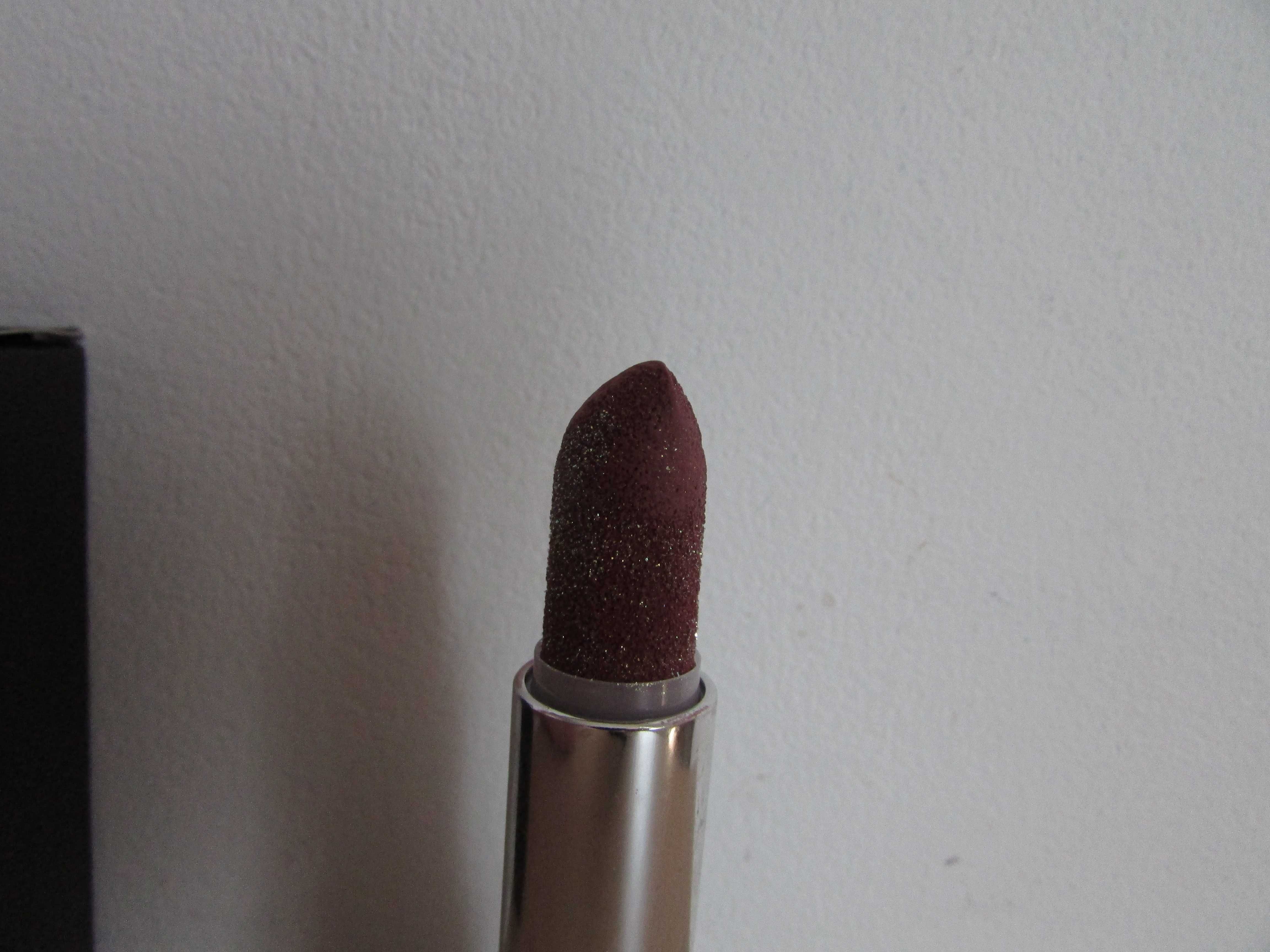 szminka pomadka do ust Oriflame The One Ultimate Glitter Unique Nude