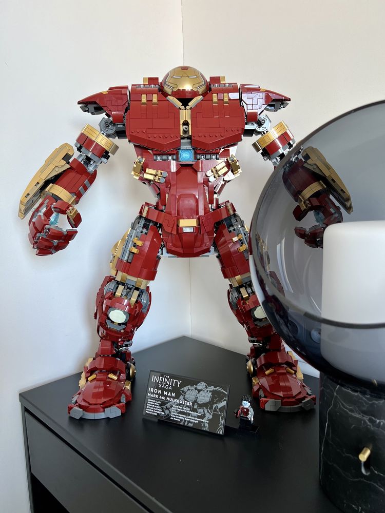 LEGO Super Heroes The Infinity Saga HULKBUSTER Iron Man 76210
