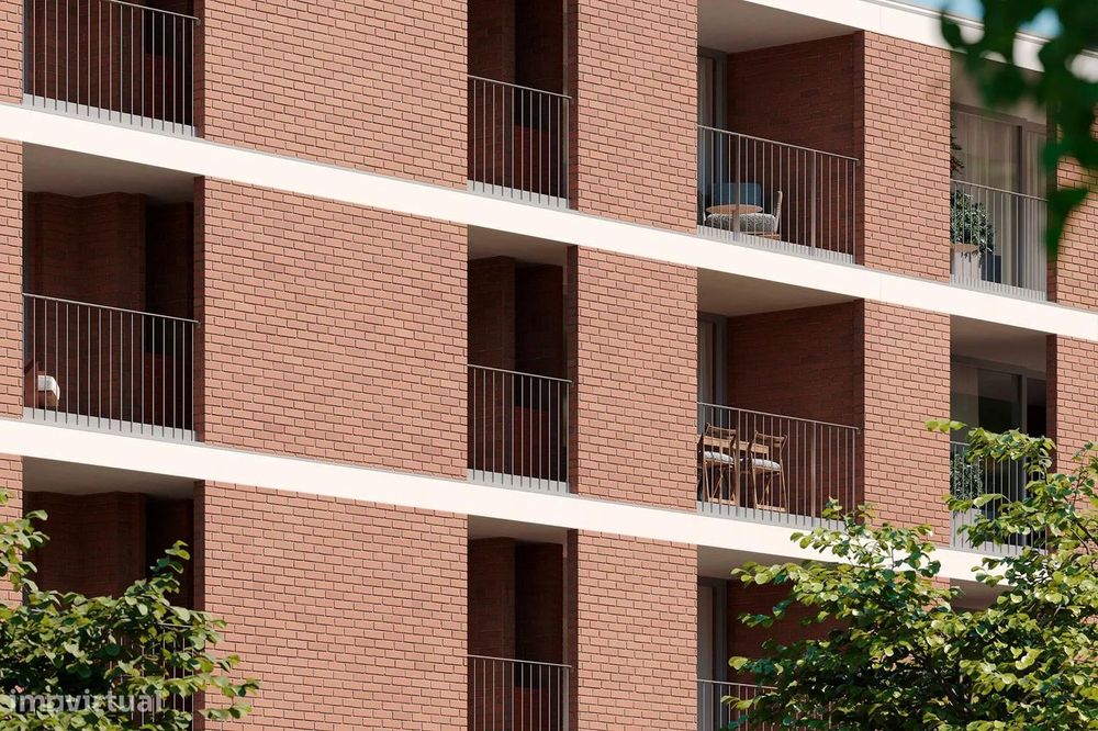 Apartamento T4 em Condomínio Privado