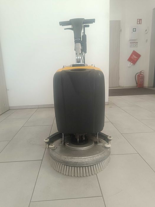 Szorowarka /maszyna czyszcząca Ghibli Winner 38 Sieciowa 230V