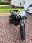 Yamaha wr125 supermoto
