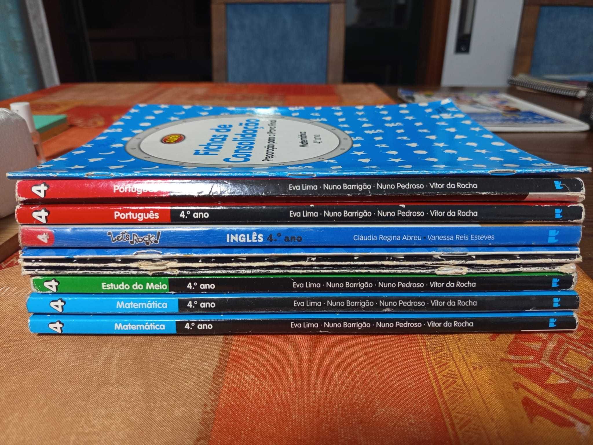 Manuais e cadernos de atividade do 4º Ano