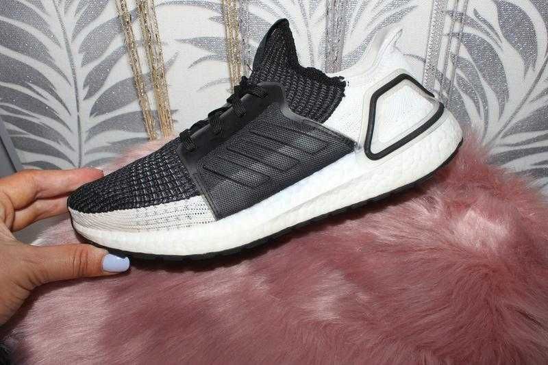Adidas кросівки 25 см устілка