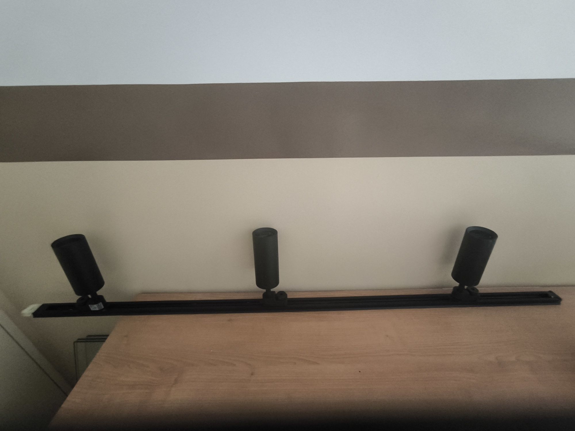Szynoprzewód Lampa