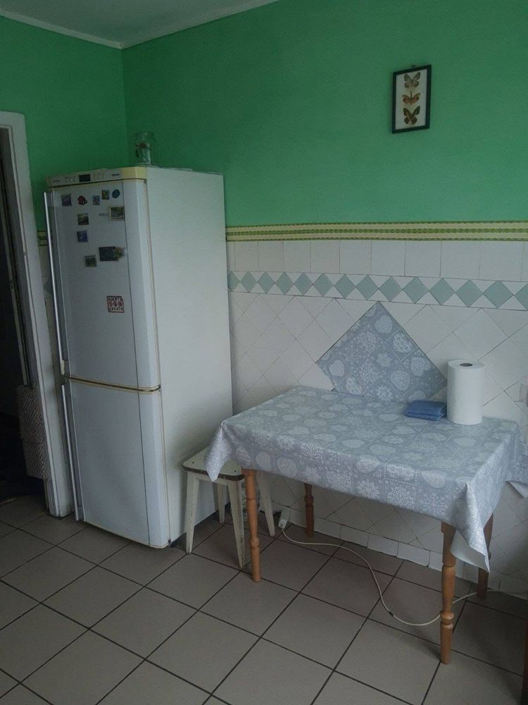 Здам 3 кв руські фільварки