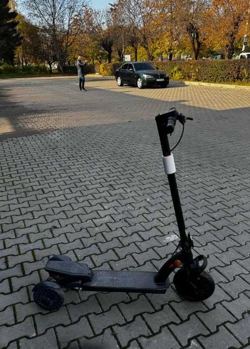 Самокат електричний X-10