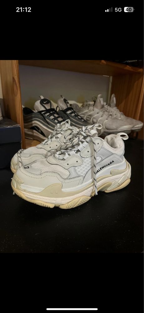 Balenciaga triple s