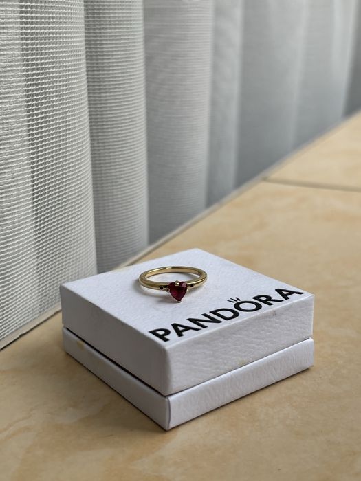 Pierscionek Eksplozja Miłości Platerowanie z 14K złota Pandora