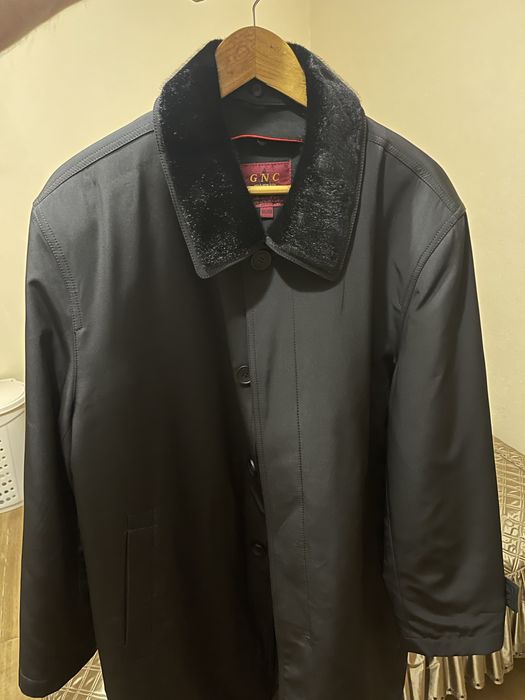 Продам чорне пальто (тренч)