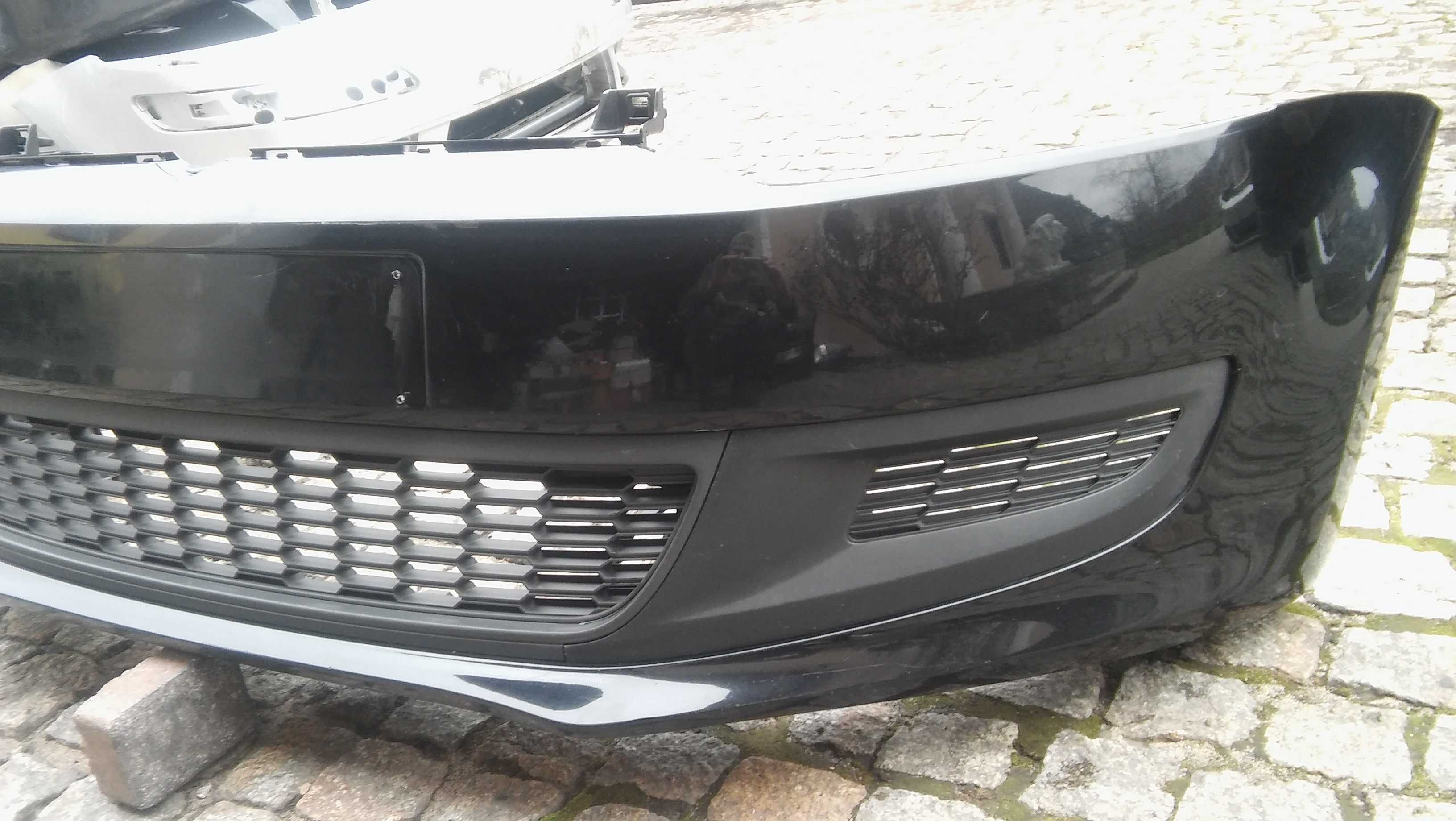 VW Polo 6R0,od 09r,zderzak przód,CZARNY=LC9X,orygin,BRAK OTWOR,komplet